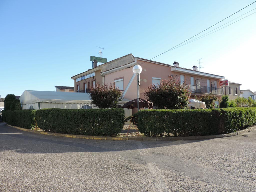 Hostal Sali Pelabravo Kültér fotó