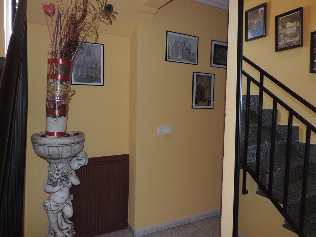 Hostal Sali Pelabravo Kültér fotó