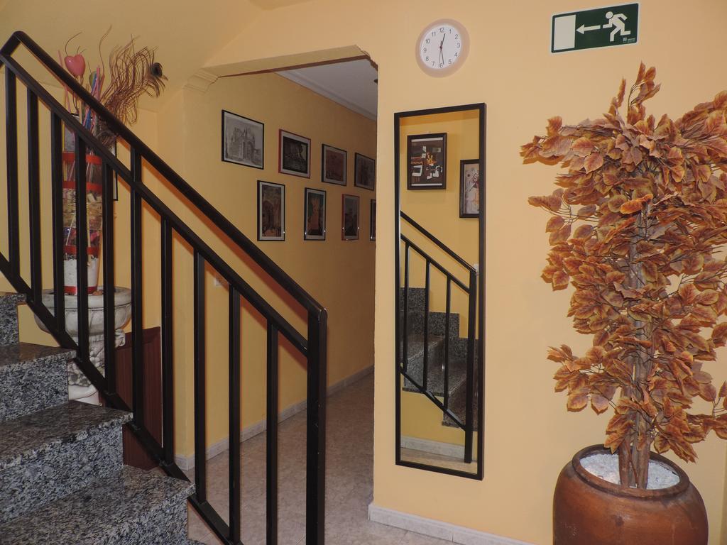 Hostal Sali Pelabravo Kültér fotó