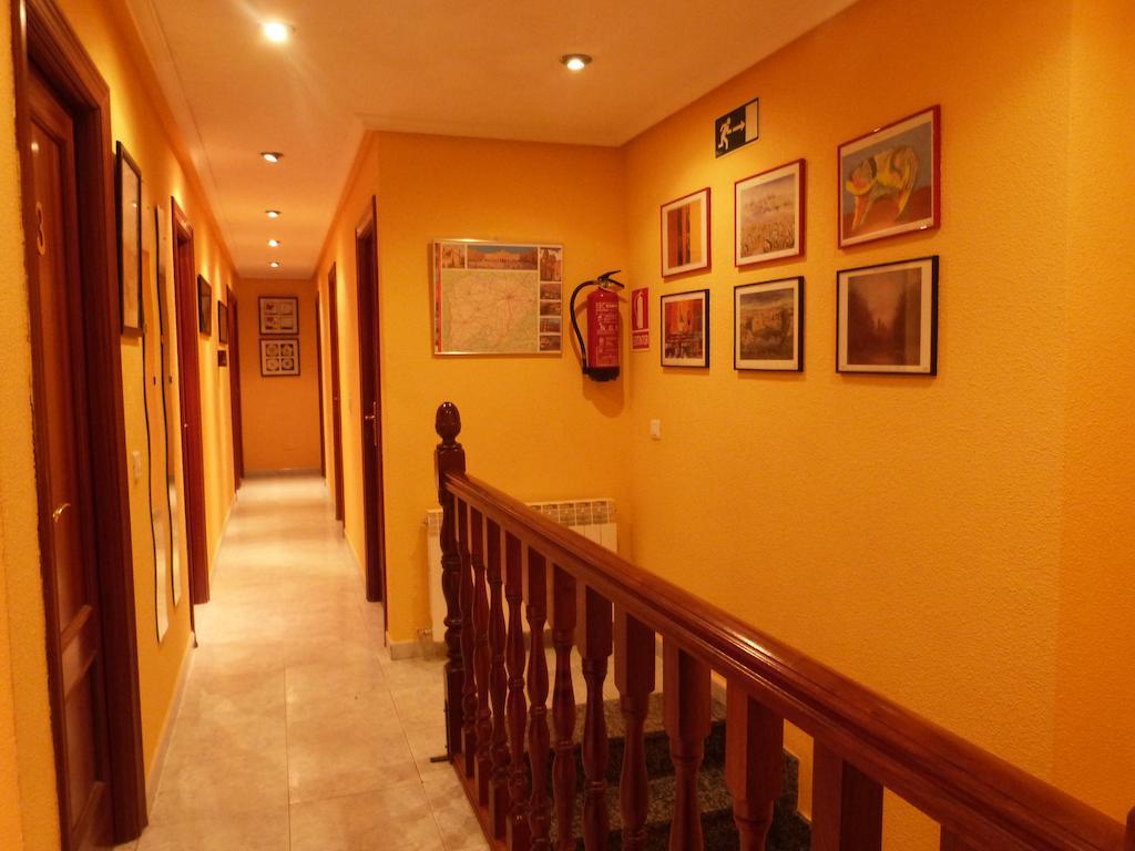 Hostal Sali Pelabravo Kültér fotó