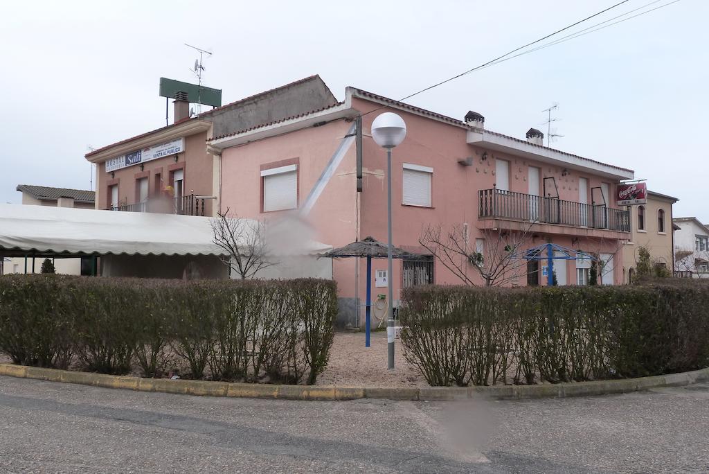 Hostal Sali Pelabravo Kültér fotó