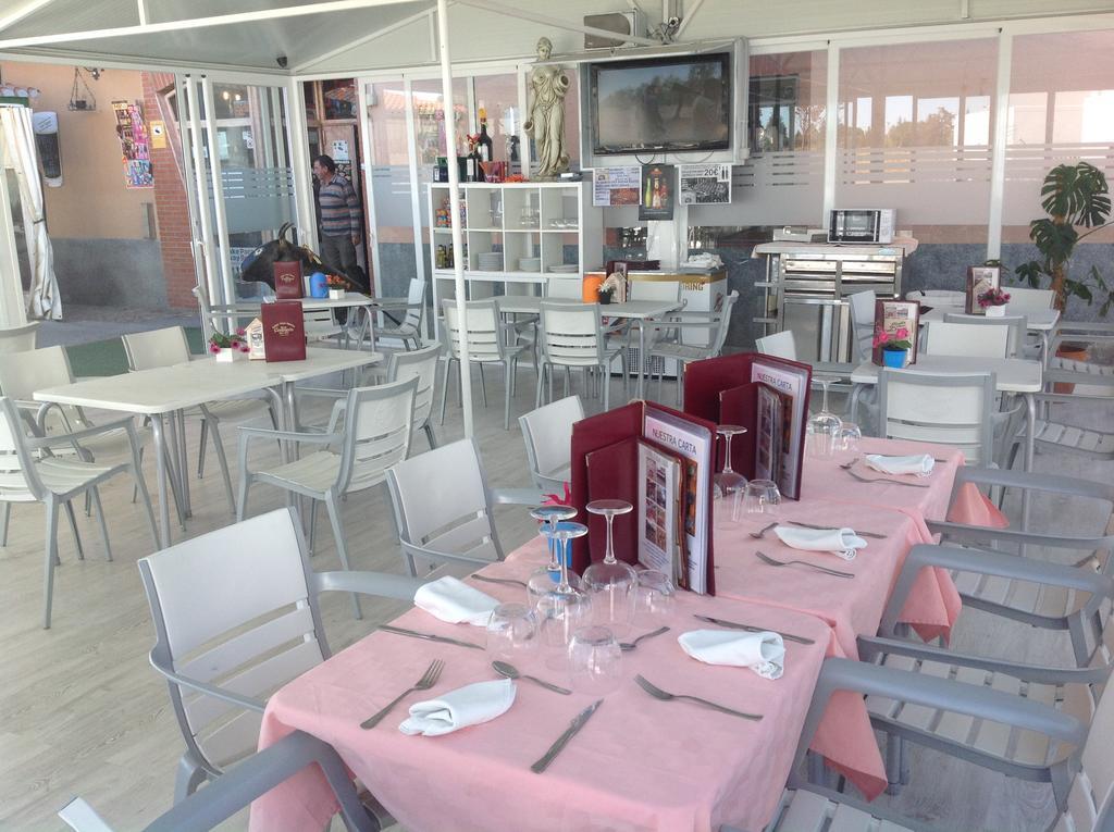 Hostal Sali Pelabravo Kültér fotó